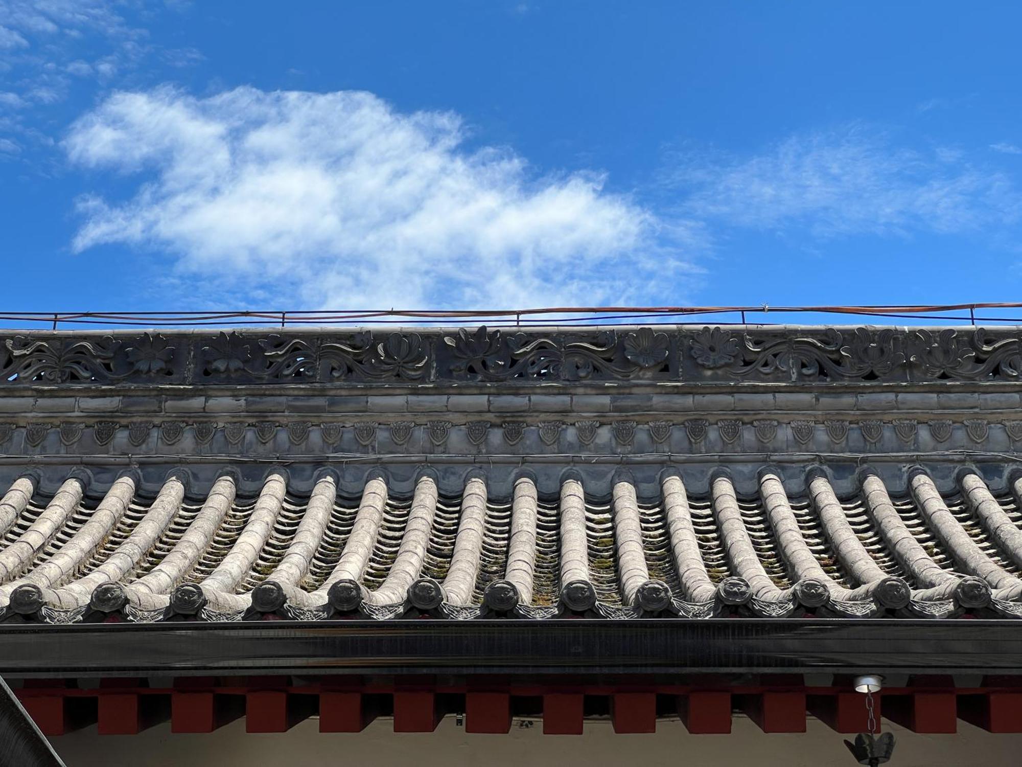 Joke Inn Xian Bagian luar foto